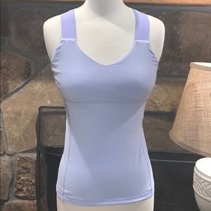 LULULEMON ,DOES NOT HAVE A LOT OF USE SIZE 6